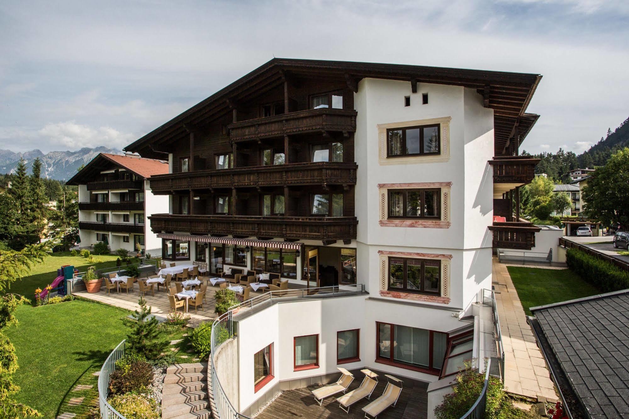Hotel Solstein Зефельд-ін-Тіроль Екстер'єр фото
